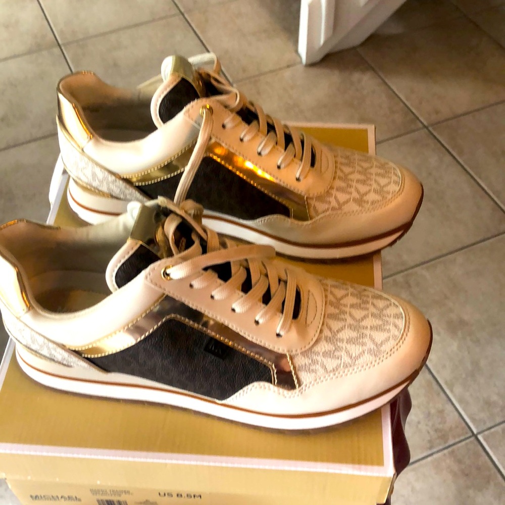 Michael Kors Sneakers
